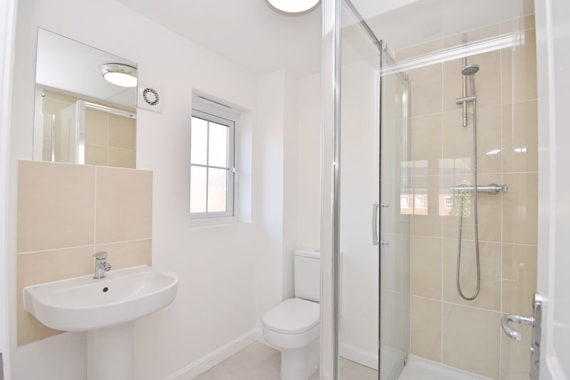 Ensuite- click for photo gallery